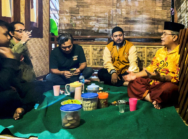Bermodal Batu Akik